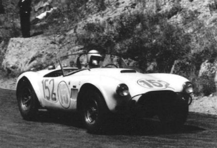 Zourab Tchkotoua i Tommy Hitchcock - Shelby Cobra roadster.